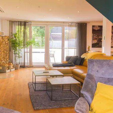 Altstadtsuiten דירה