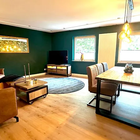 Altstadtsuiten דירה